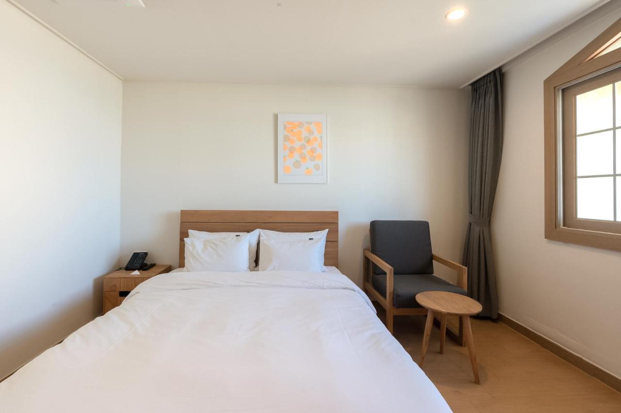Heyy Seogwipo Hotel Extérieur photo