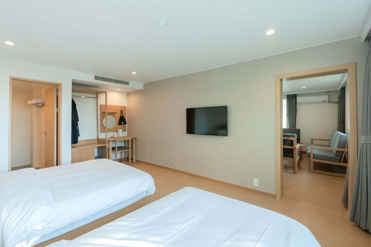 Heyy Seogwipo Hotel Extérieur photo