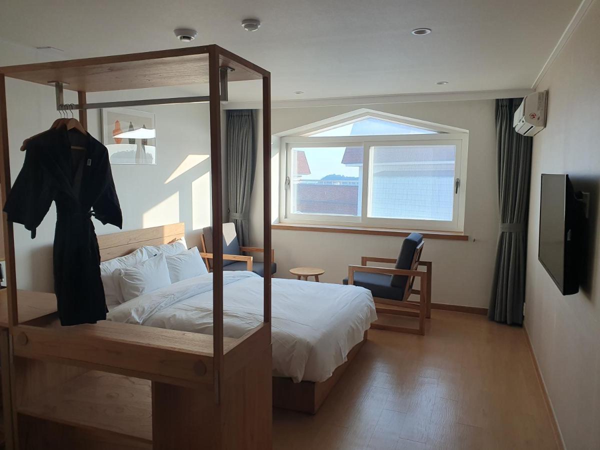 Heyy Seogwipo Hotel Extérieur photo