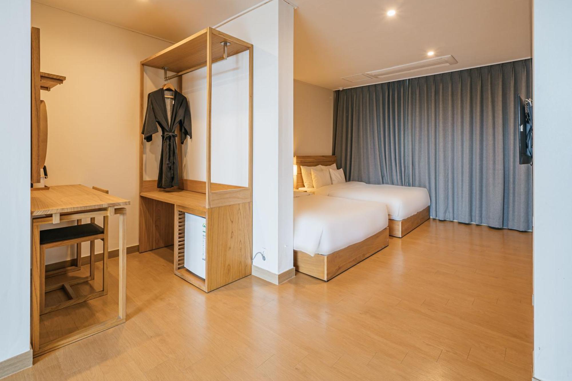 Heyy Seogwipo Hotel Extérieur photo