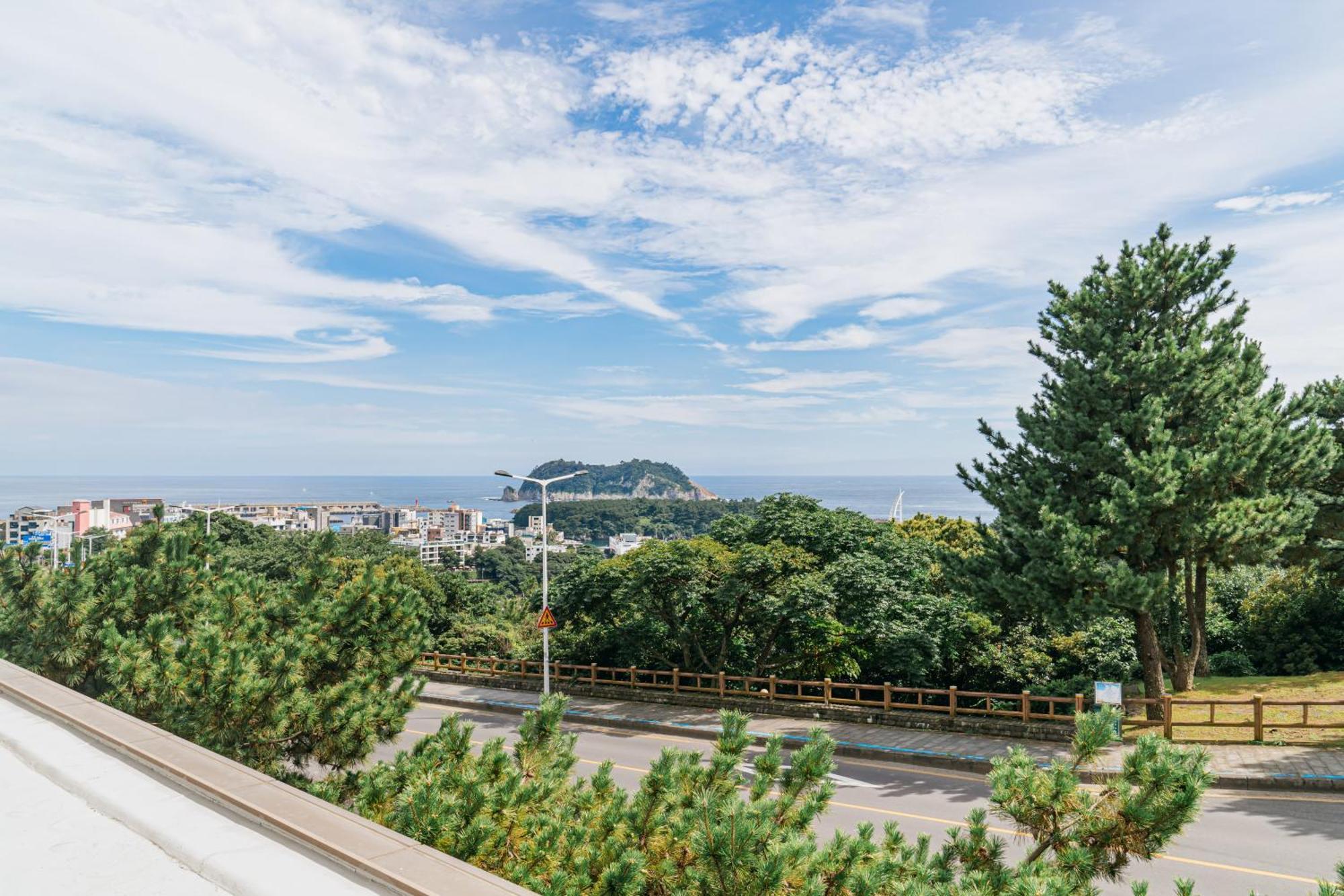 Heyy Seogwipo Hotel Extérieur photo